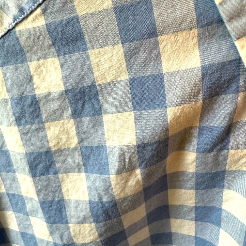 Ralph Lauren Blue and White Checkered Button Up Size XL- light weight - Picture 4 of 5